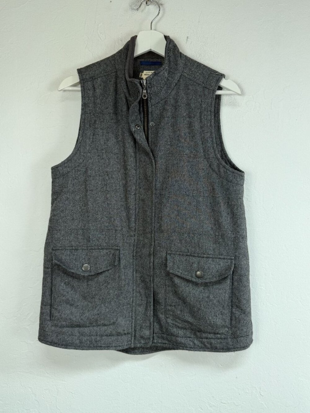 Bridge & Burn Herringbone Full-Zip Vest Womens Small Gray Pockets Outdoor Casual